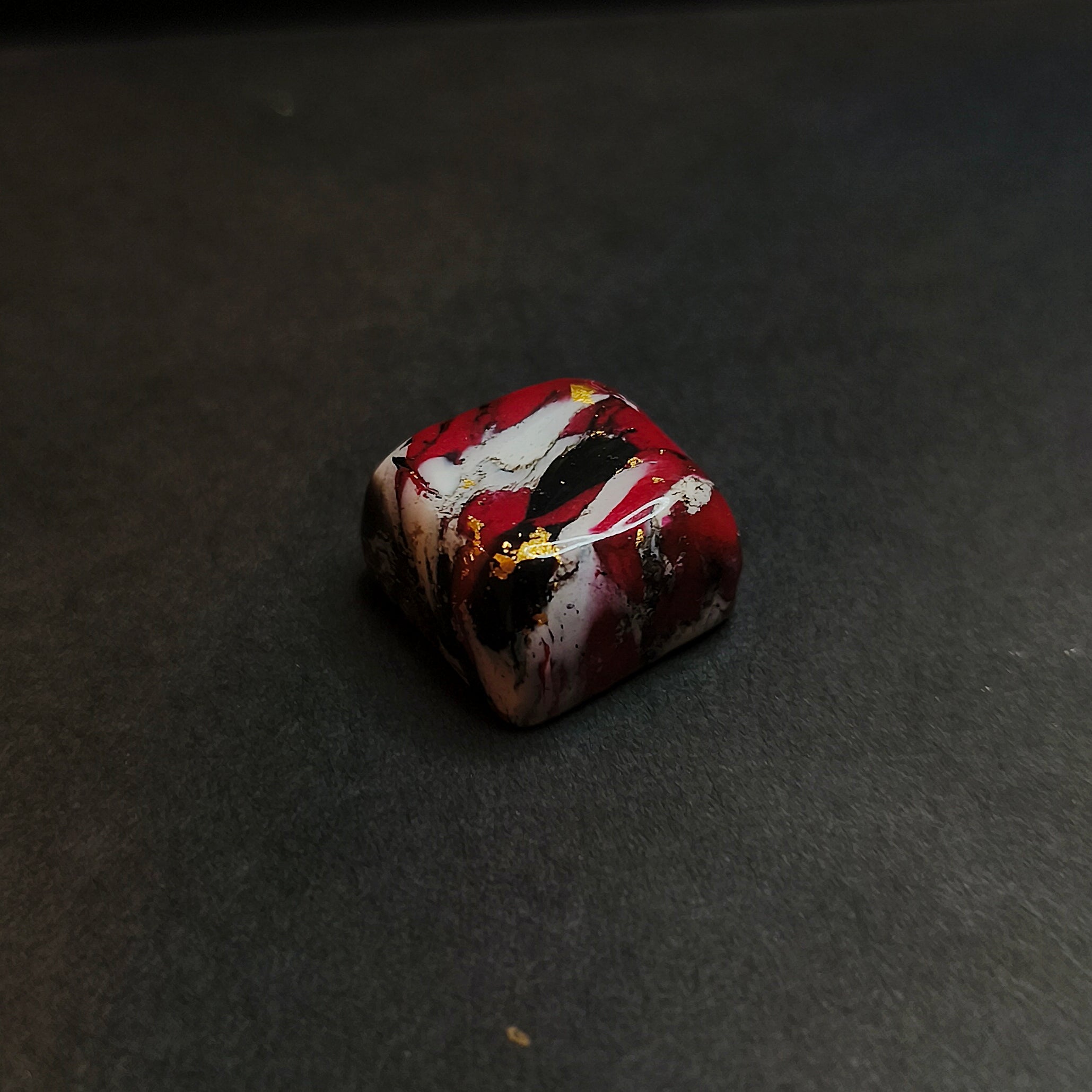 Marbled Keycap Red XDA Profile