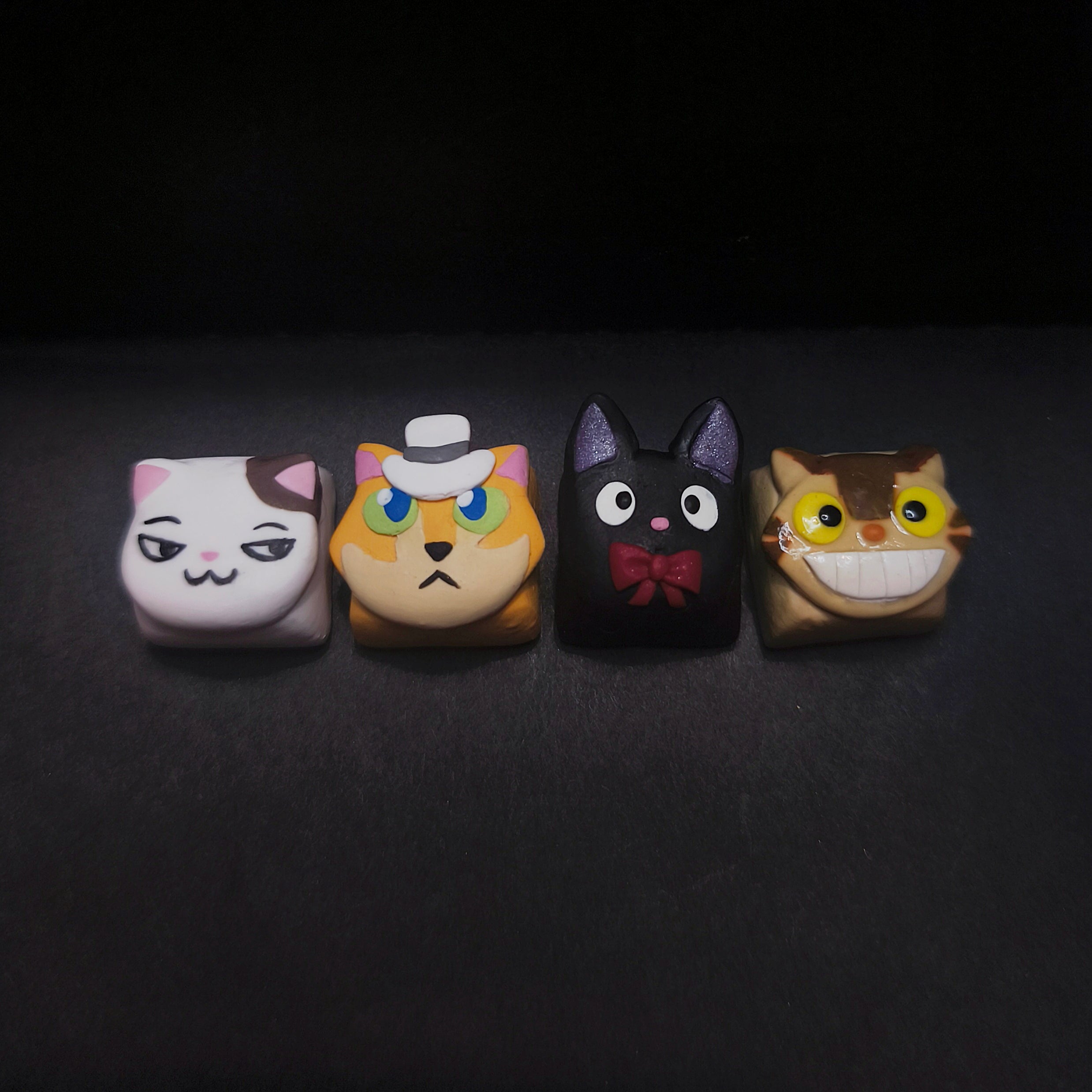 Colección Gatos de Studio Ghibli – Keycaps Artesanales