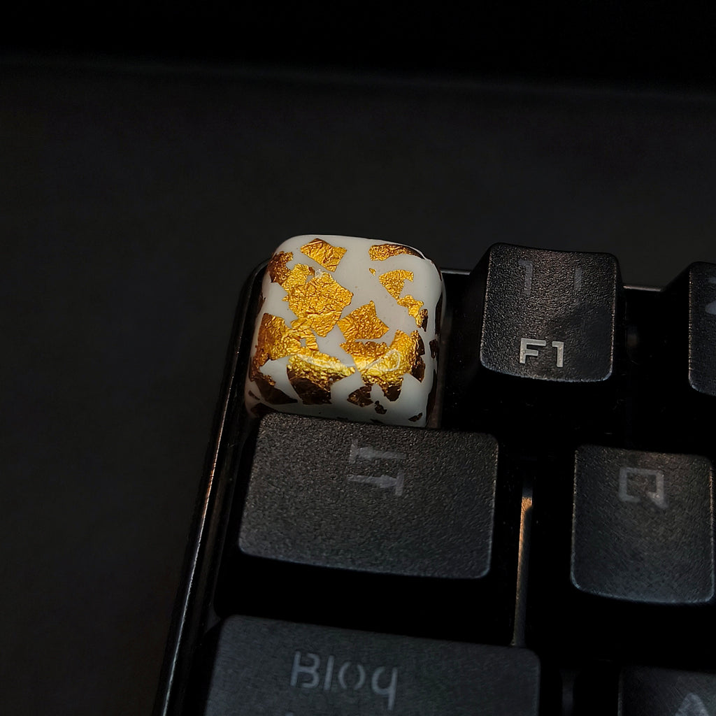 Marbled Keycap White and Gold XDA Profile