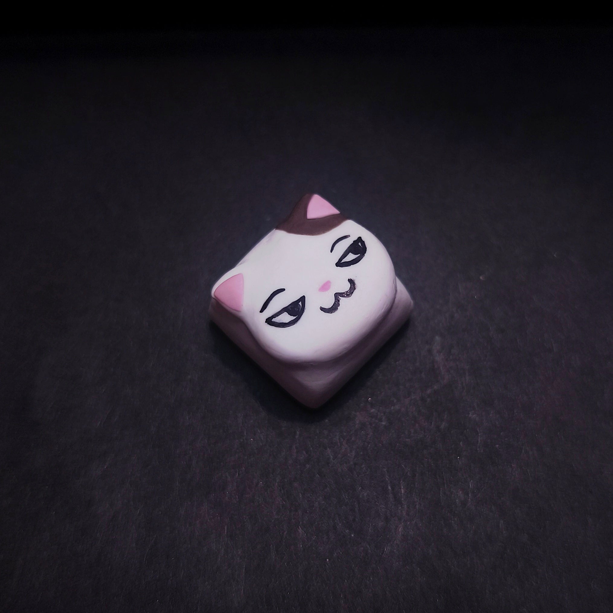 Colección Gatos de Studio Ghibli – Keycaps Artesanales